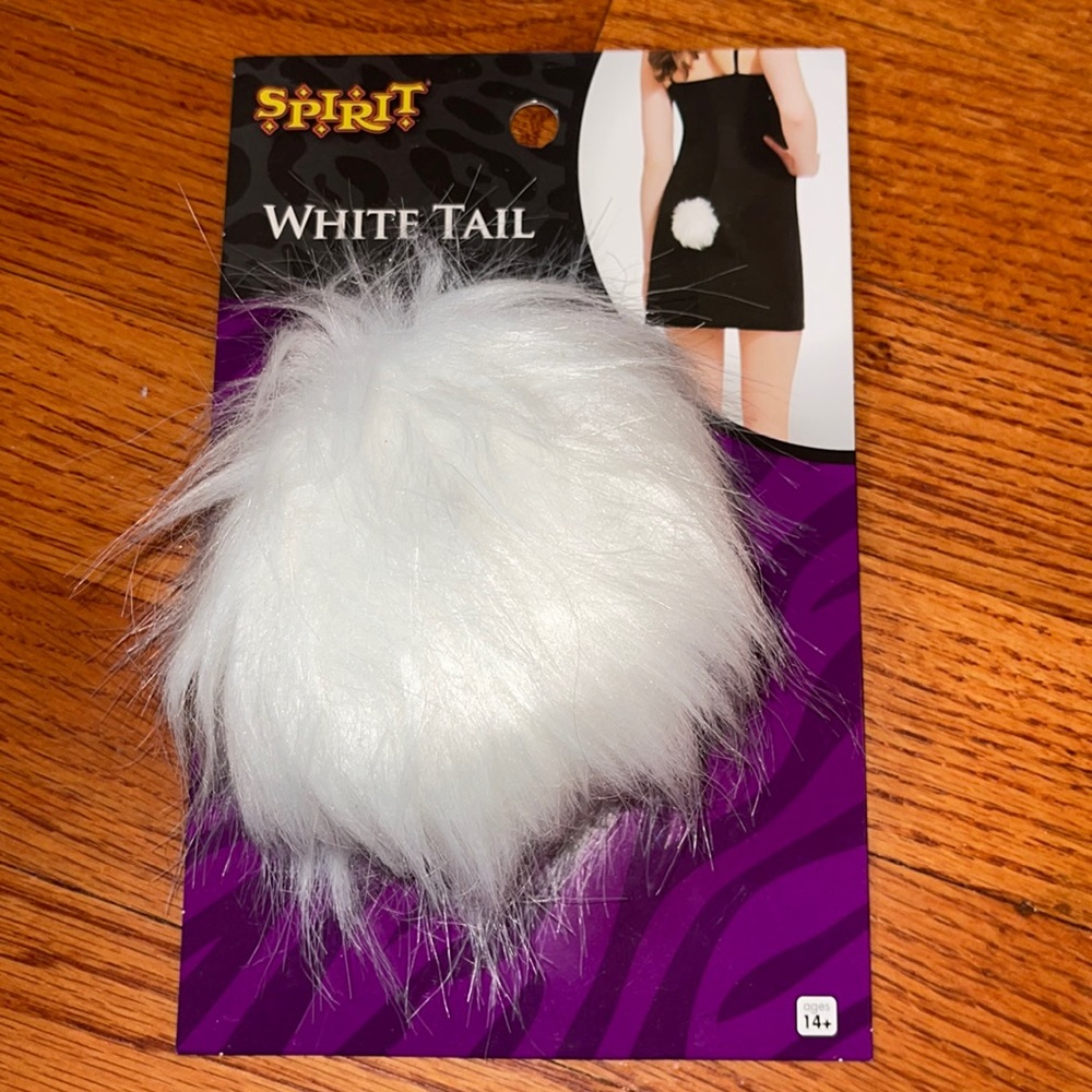 White bunny tail